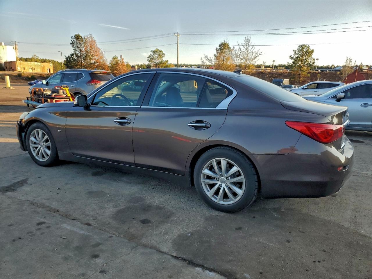 INFINITI Q50 Base Image 6