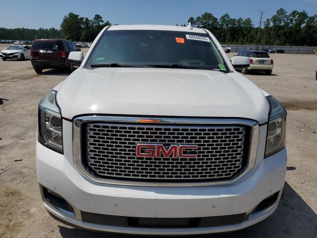 GMC Yukon Denali Image 4
