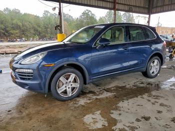  Salvage Porsche Cayenne