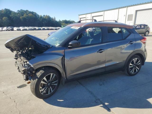  Salvage Nissan Kicks