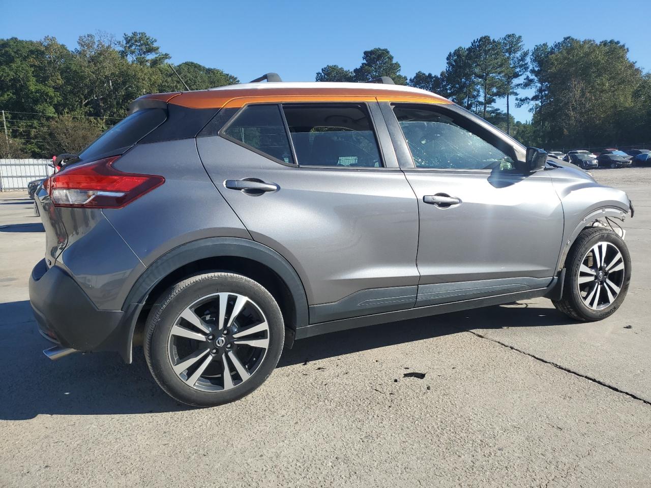 Nissan Kicks S Image 3