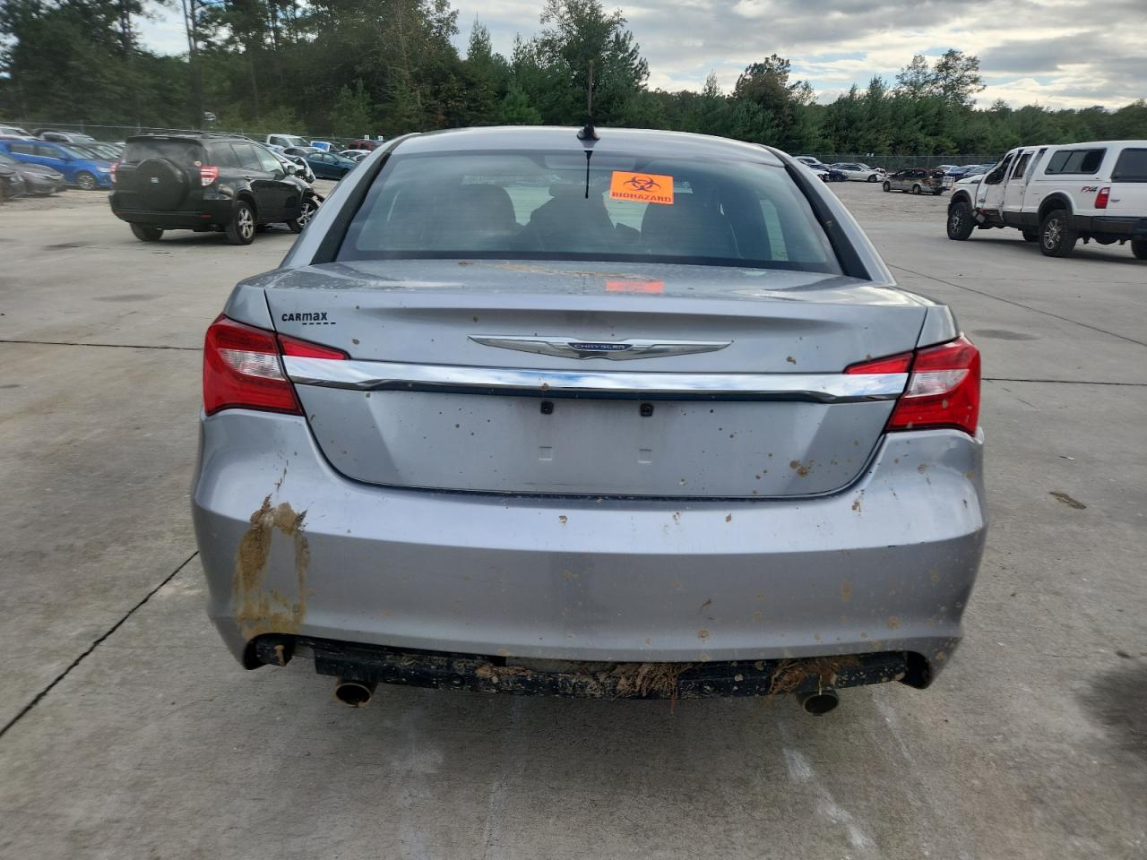 Chrysler 200 Limited Image 11