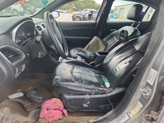 Chrysler 200 Limited Image 6