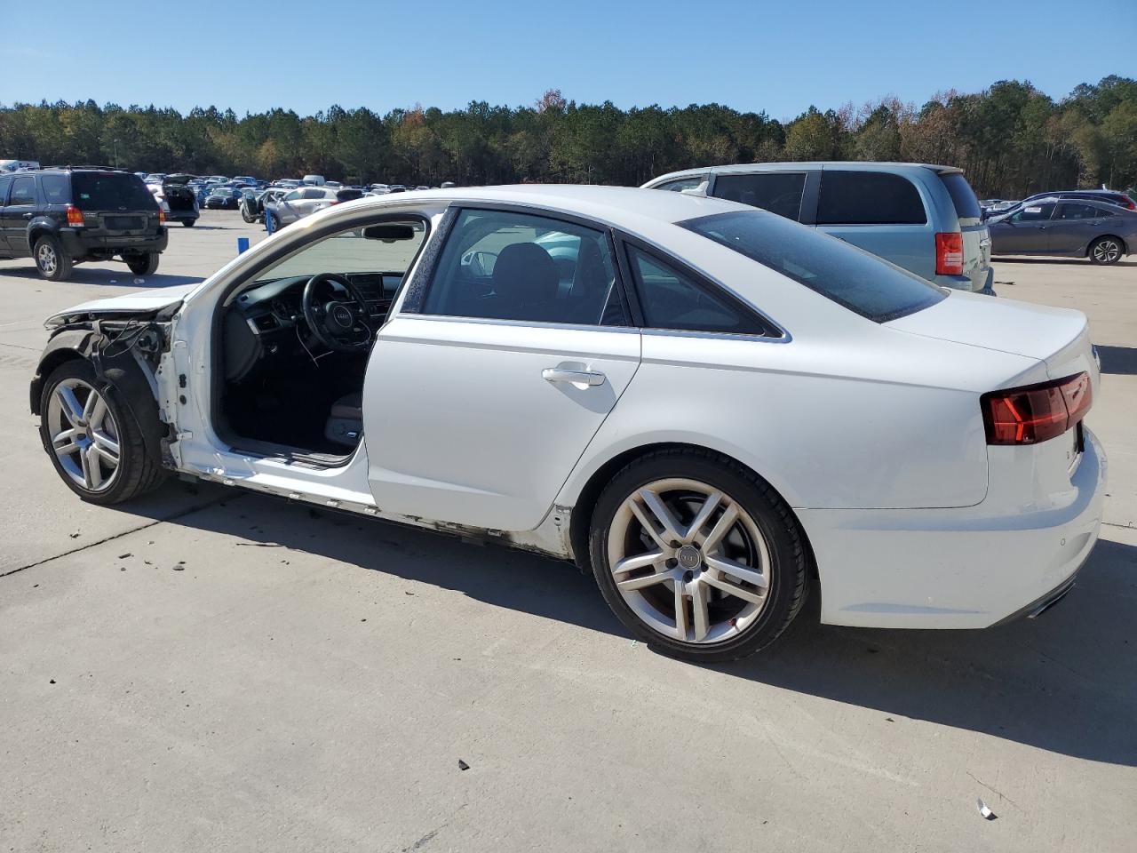 Audi A6 Premium Plus Image 13