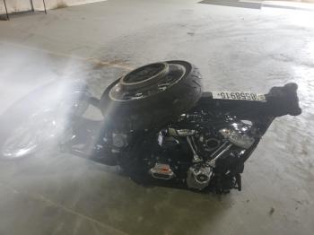  Salvage Harley-Davidson Fl