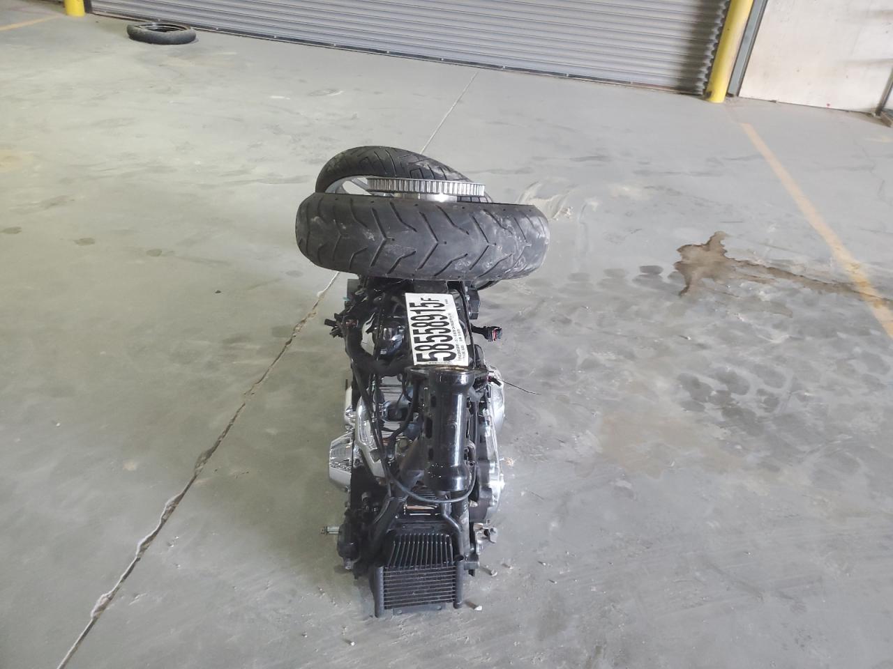 Harley-Davidson Fl Image 5