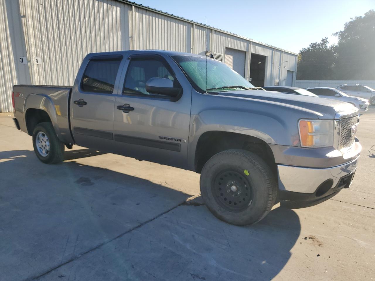 GMC Sierra K1500 Image 3