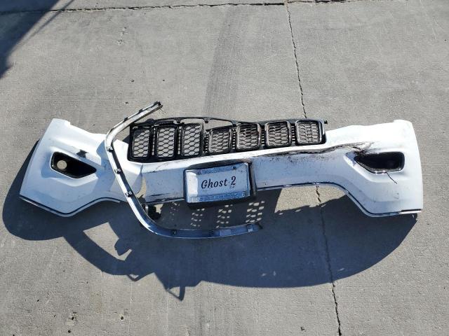 Jeep Grand Cherokee Laredo Image 9