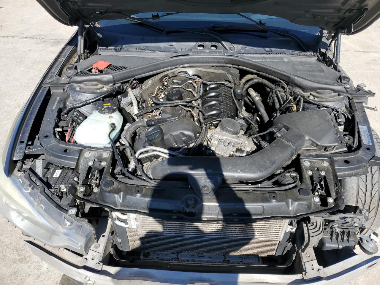 BMW 3 Series I Image 11