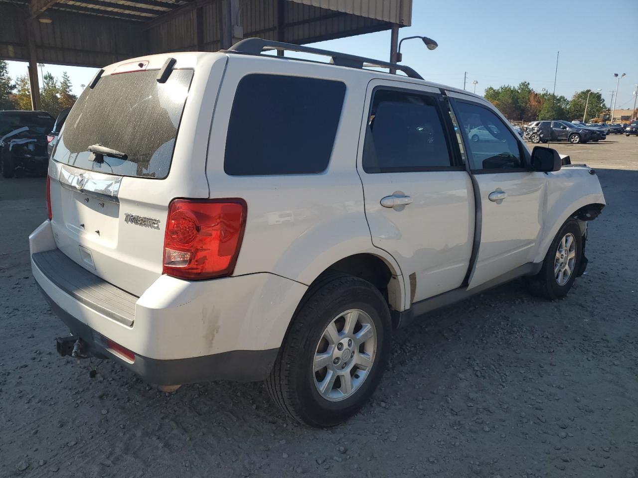 Mazda Tribute I Image 3