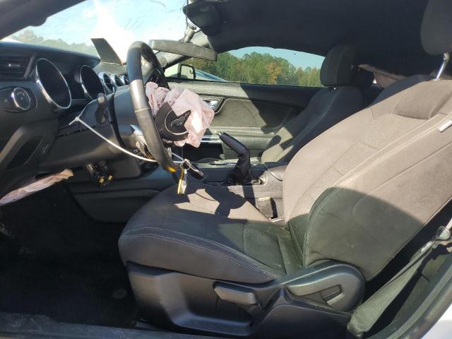 Ford Mustang Image 10