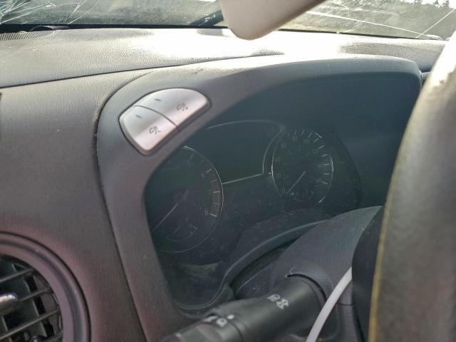 Nissan Pathfinder S Image 3