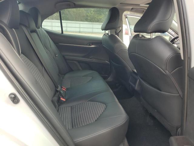 Toyota Camry Se Image 5