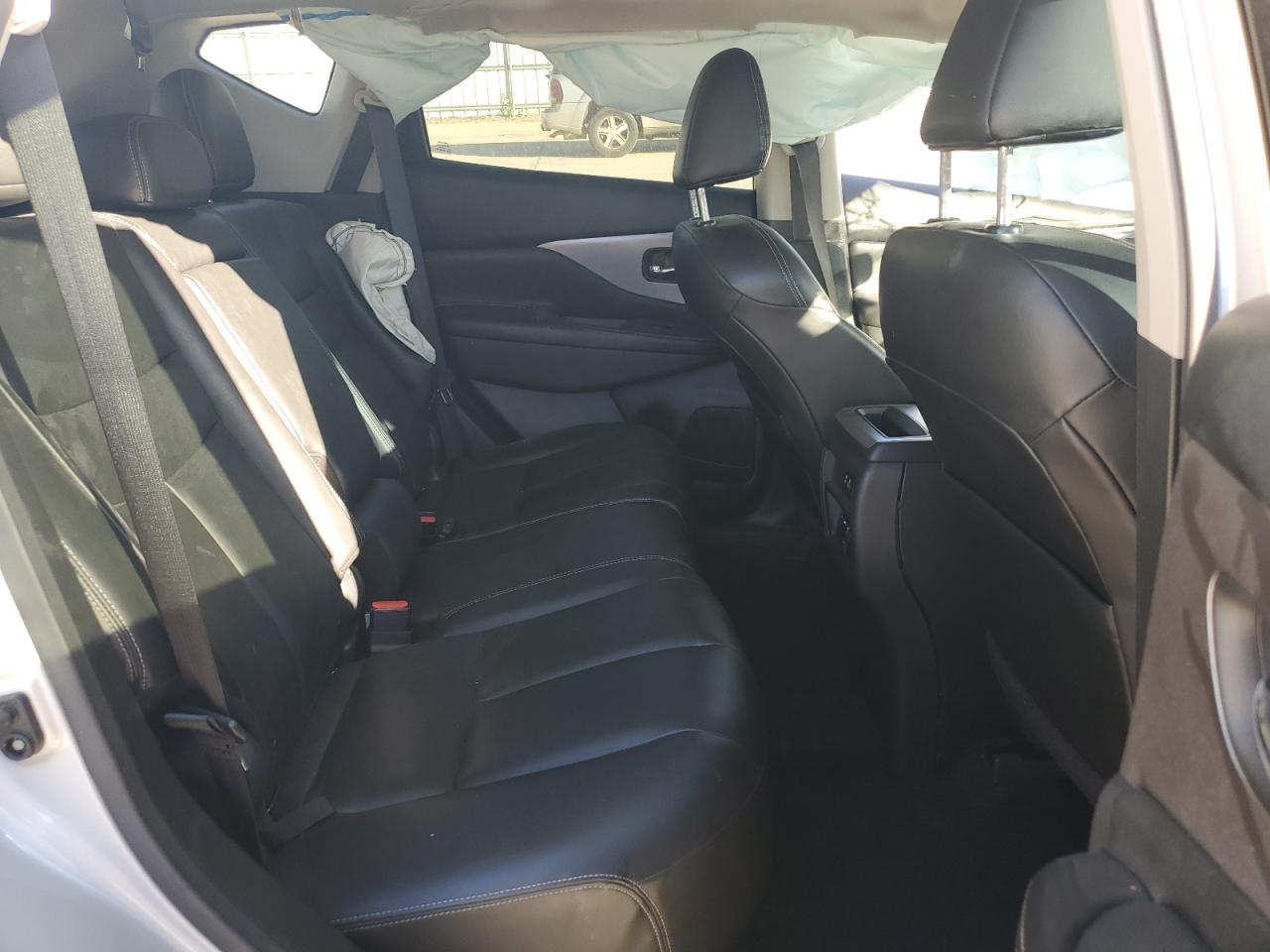 Nissan Murano Sv Image 12