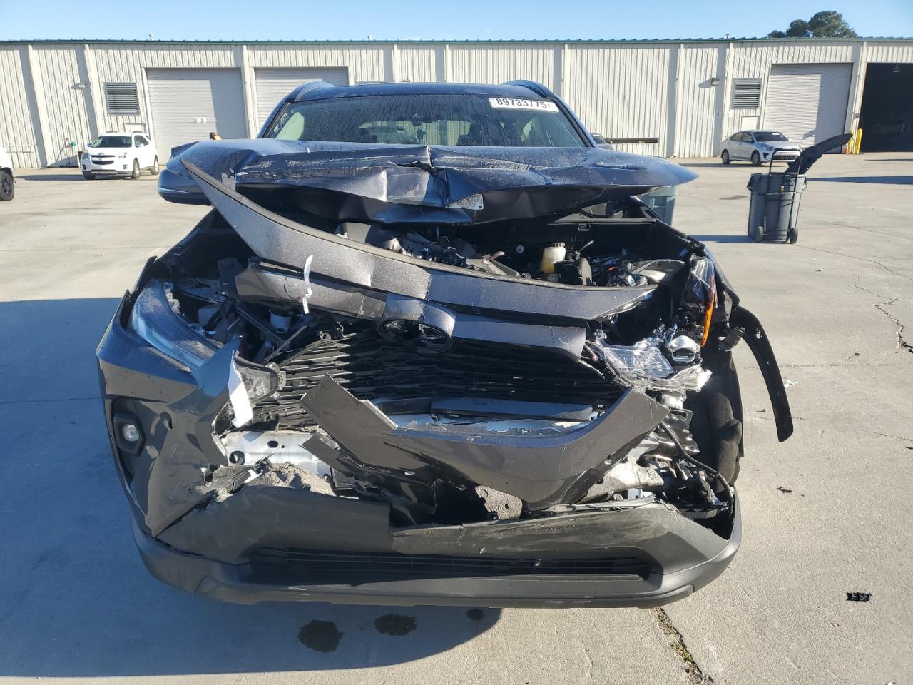 Toyota RAV4 Xle Premium Image 10