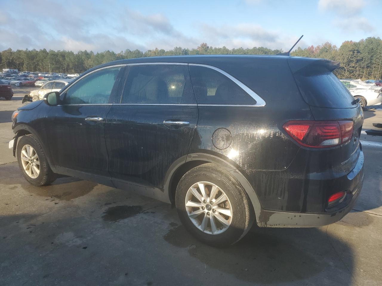 Kia Sorento L Image 2