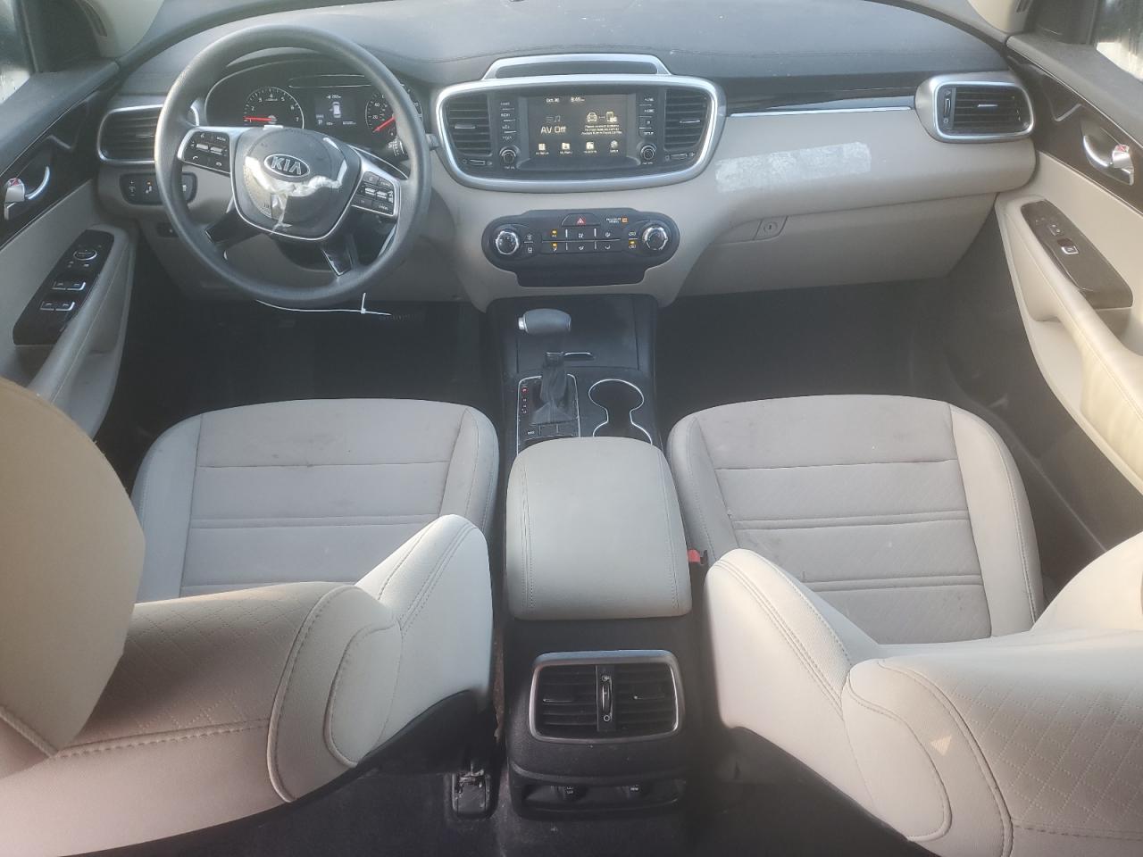 Kia Sorento L Image 9