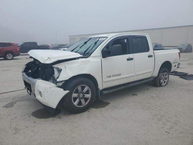  Salvage Nissan Titan