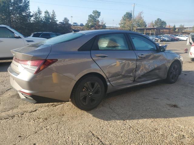 Hyundai ELANTRA Sel Image 4