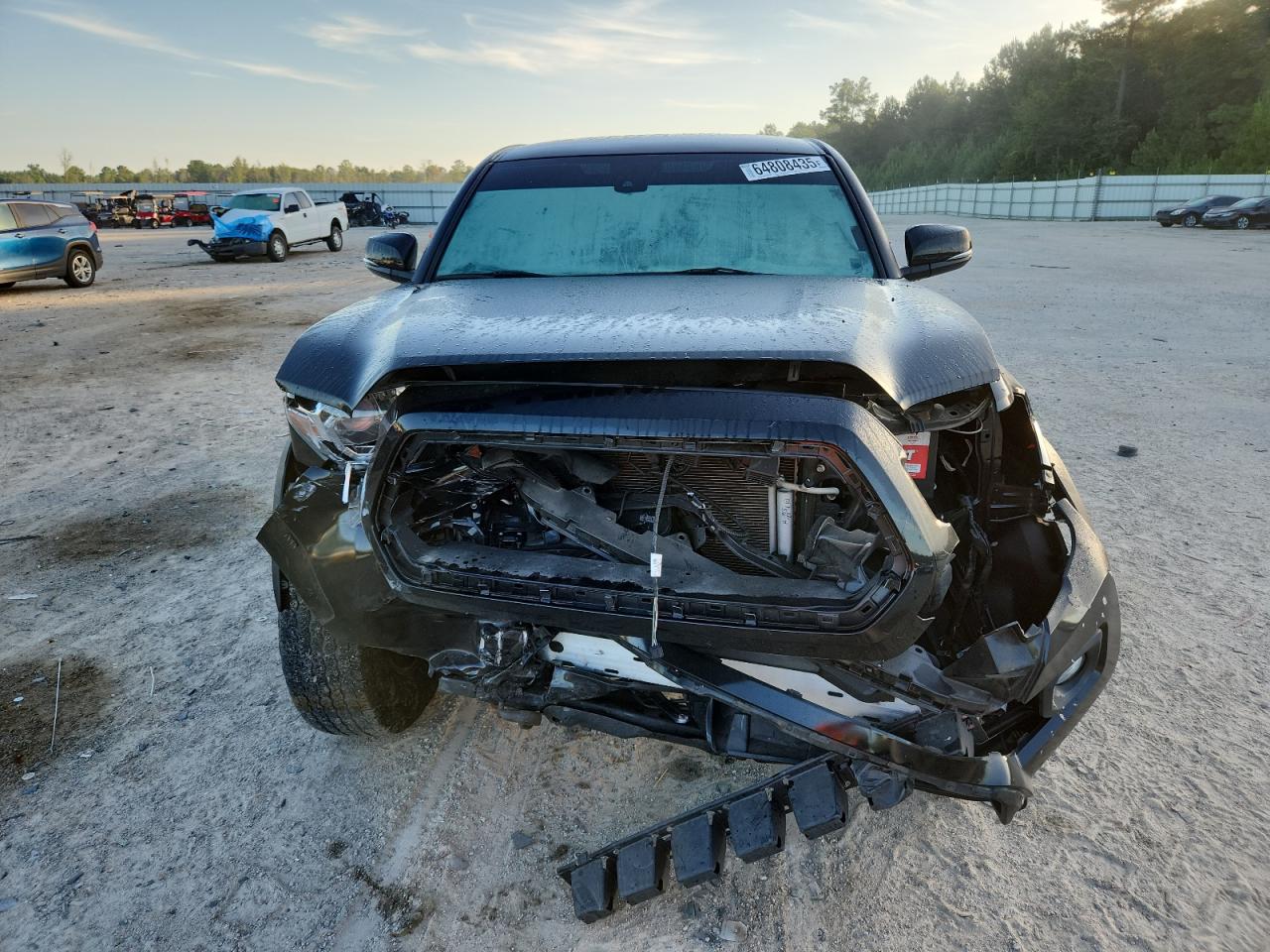 Toyota Tacoma Double Cab Image 13