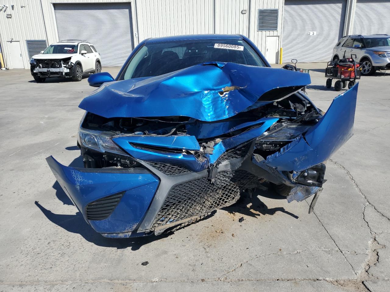 Toyota Camry L Image 7