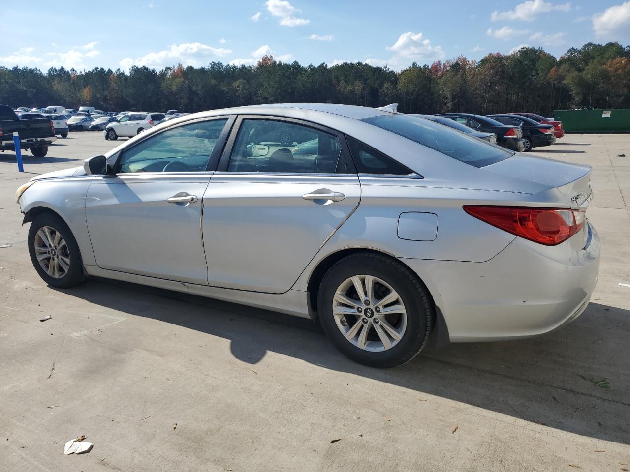 Hyundai SONATA Gls Image 6