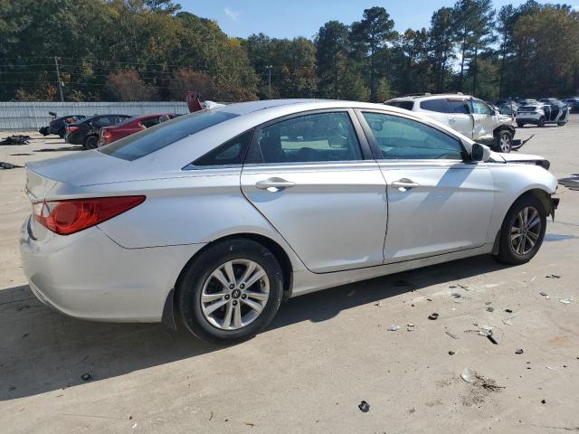 Hyundai SONATA Gls Image 2