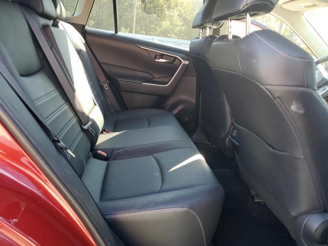 Toyota RAV4 Xle Premium Image 4