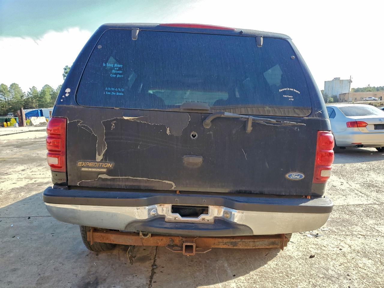 Ford Expedition Image 2