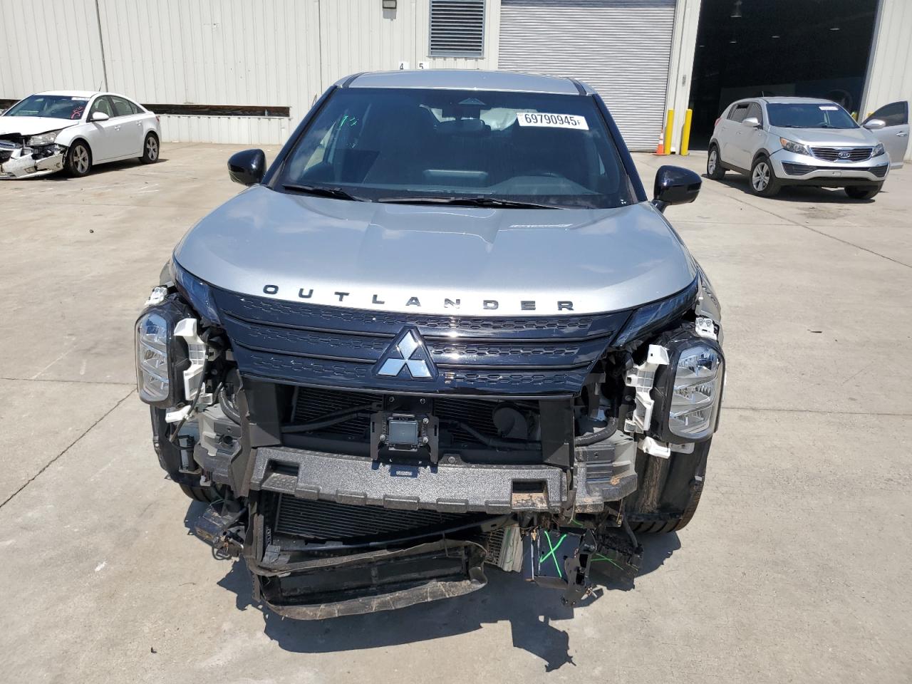 Mitsubishi Outlander Se Image 11