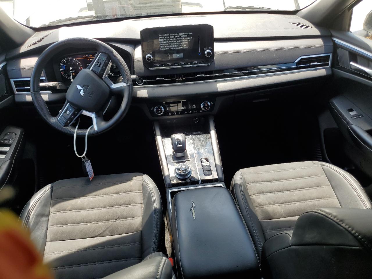 Mitsubishi Outlander Se Image 10