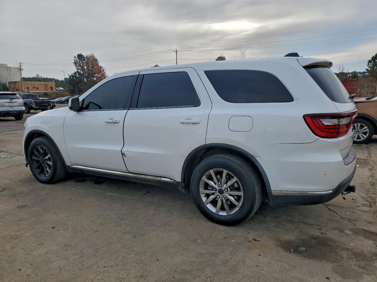 Dodge Durango Sxt Image 2