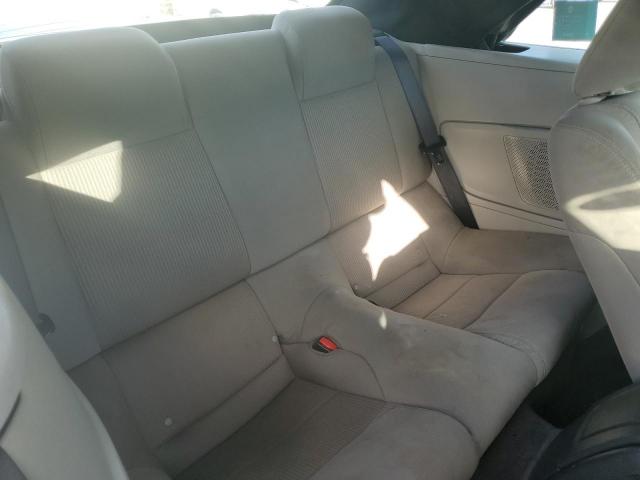 Ford Mustang Image 6