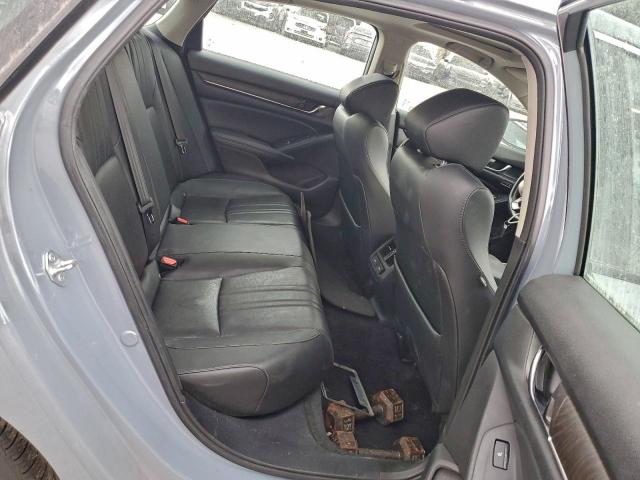 Honda Accord Touring Image 5