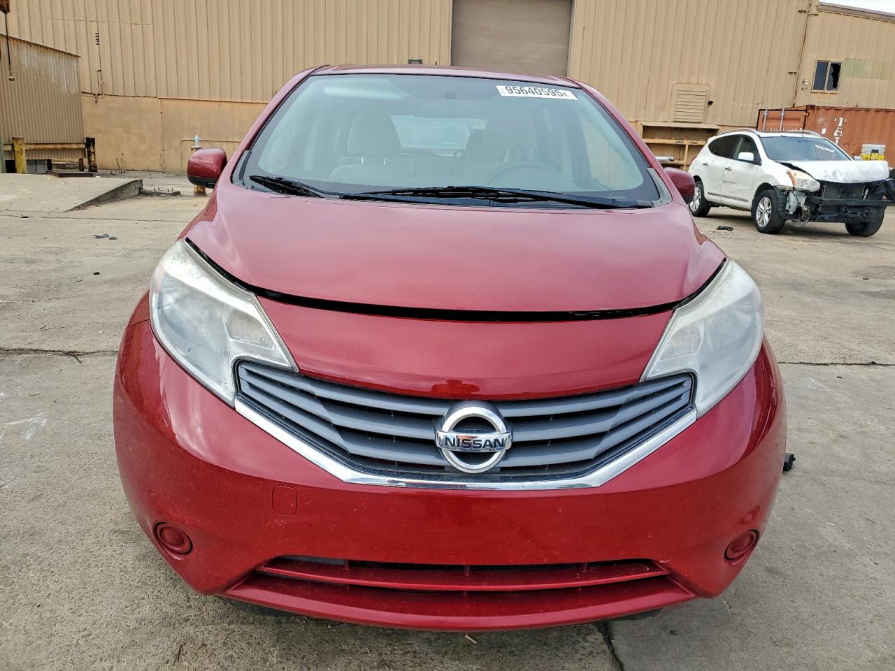 Nissan Versa S Image 7