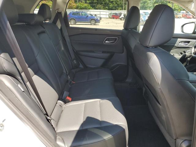 Nissan Rogue Sv Image 2