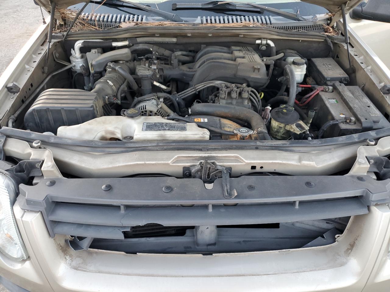 Ford Explorer Xls Image 10