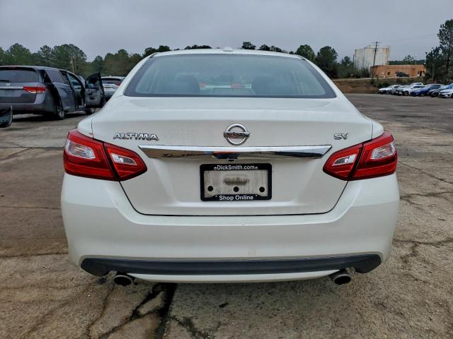 Nissan Altima 2.5 Image 11