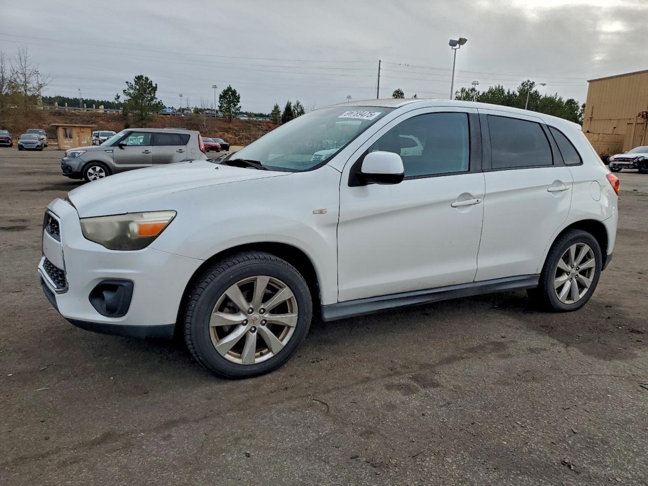 Mitsubishi Outlander Es Image 1