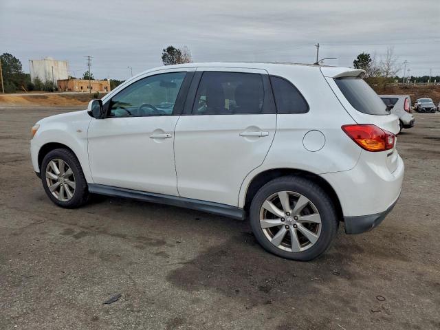 Mitsubishi Outlander Es Image 4