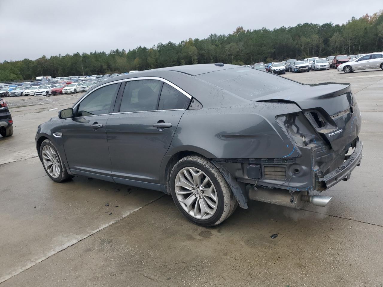 Ford Taurus Limited Image 2