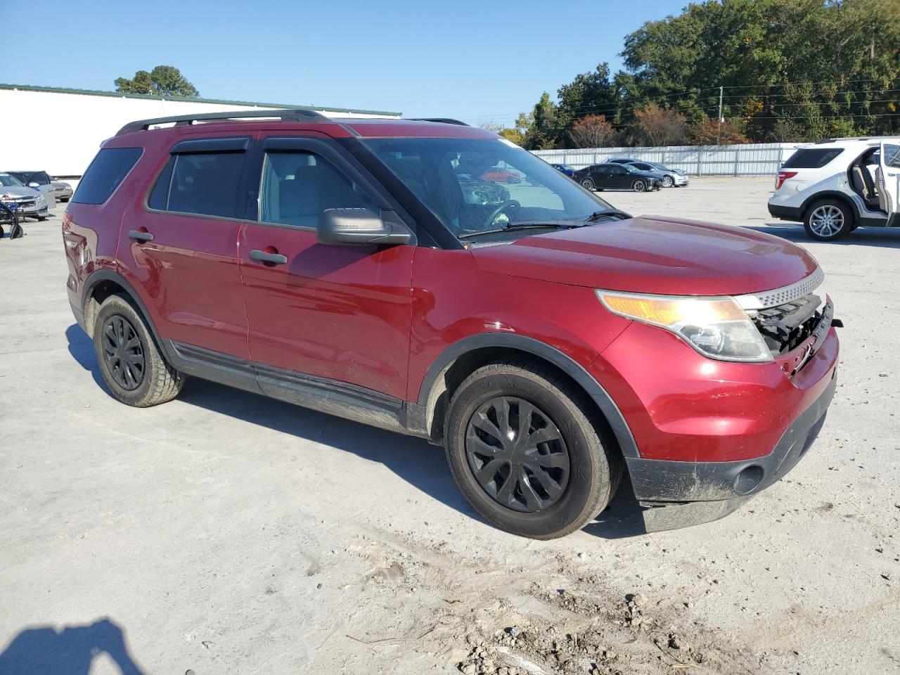 Ford Explorer Image 8