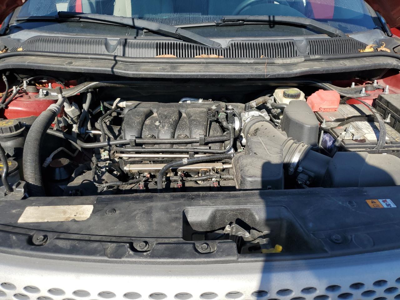 Ford Explorer Image 12