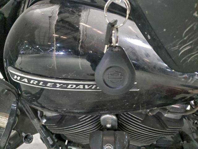 Harley-Davidson Fl Image 4