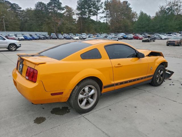 Ford Mustang Image 12