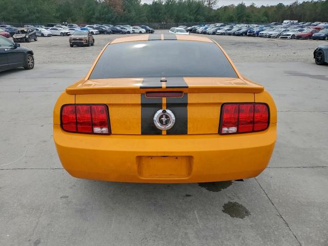 Ford Mustang Image 6