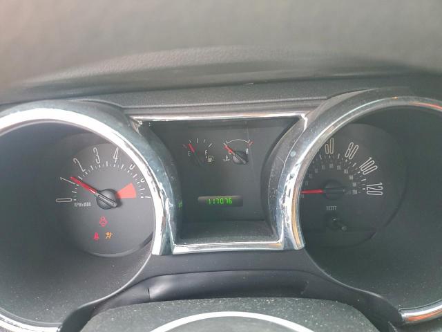 Ford Mustang Image 8