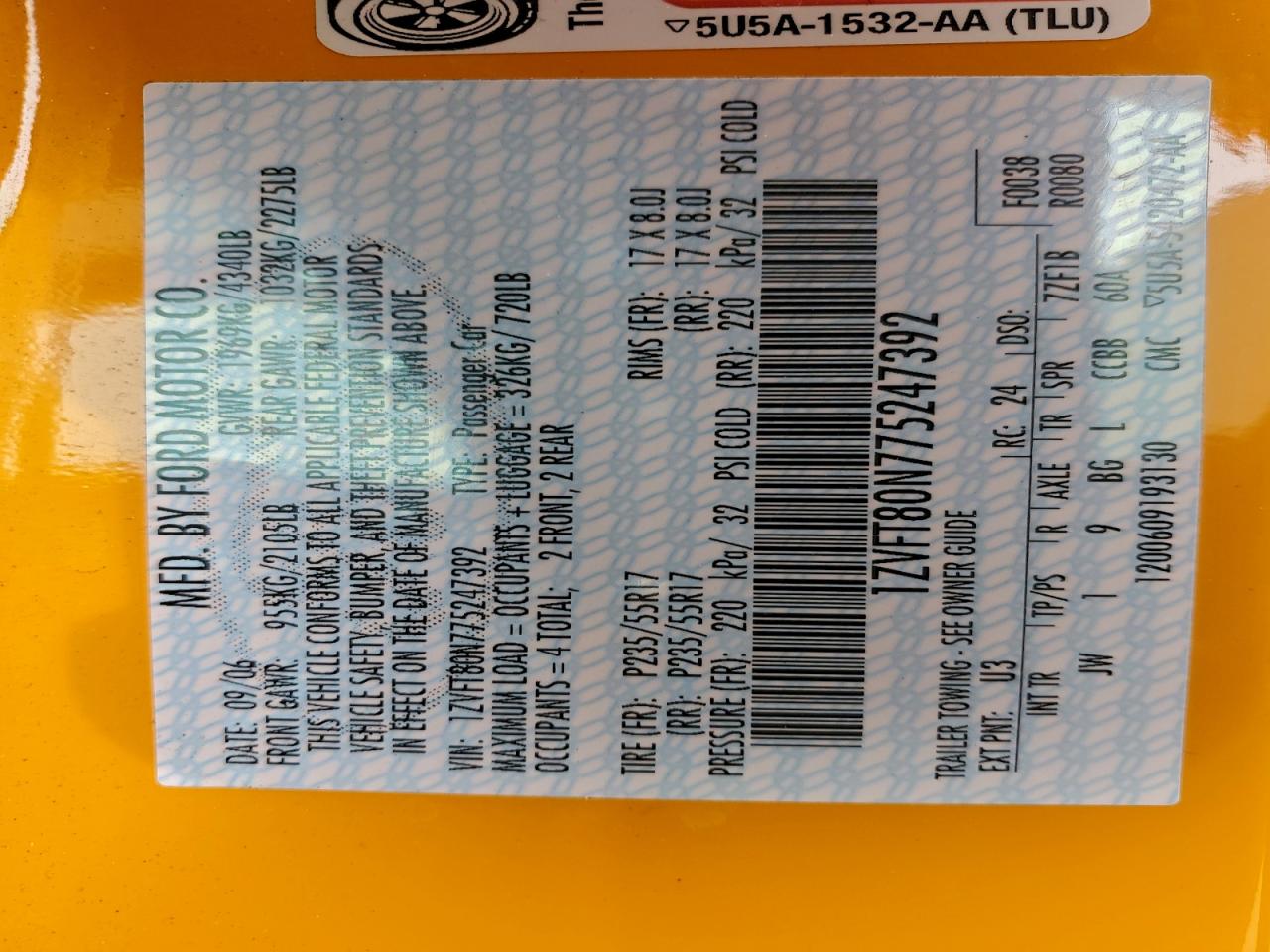 Ford Mustang Image 4