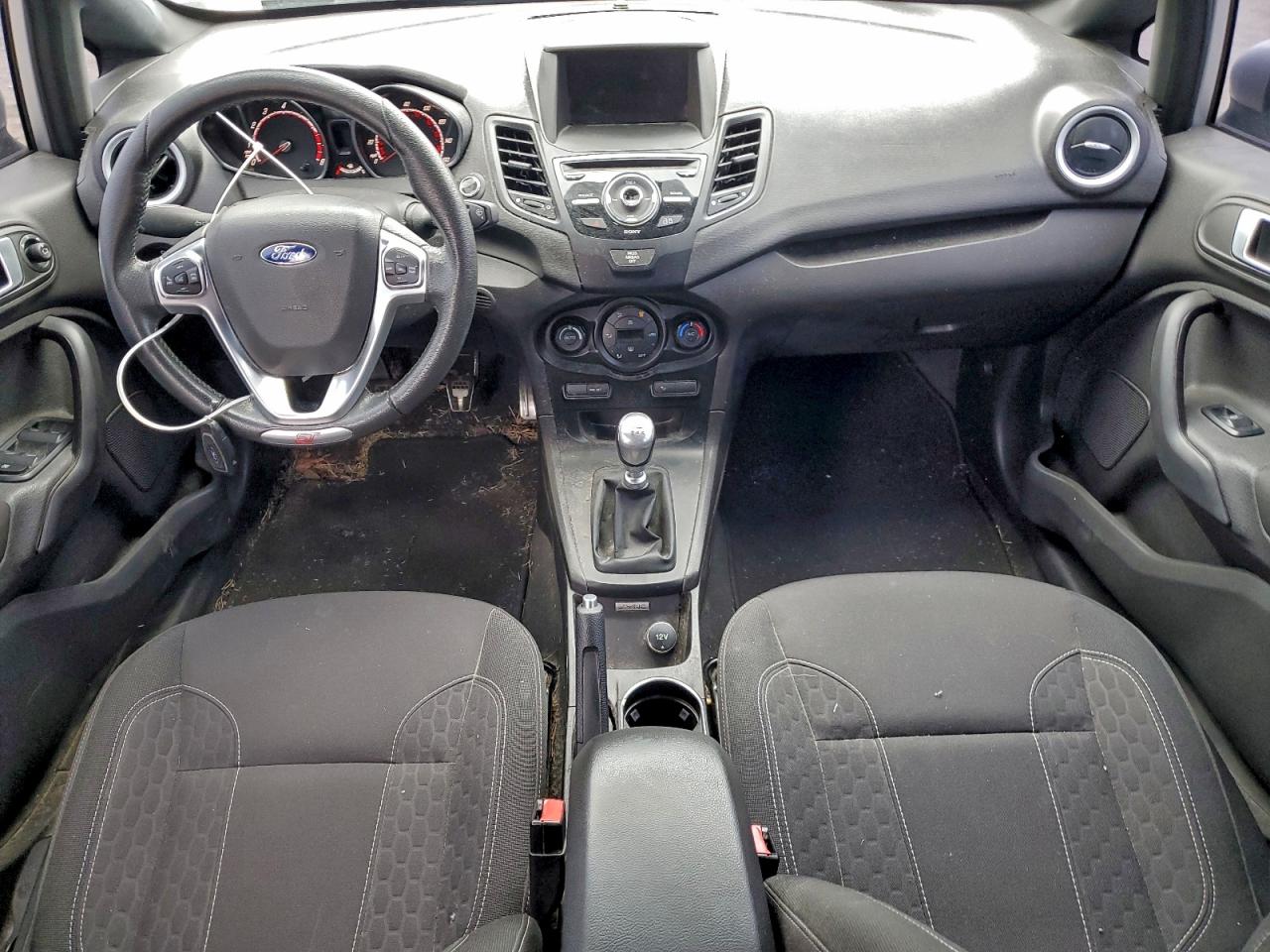 Ford Fiesta St Image 11