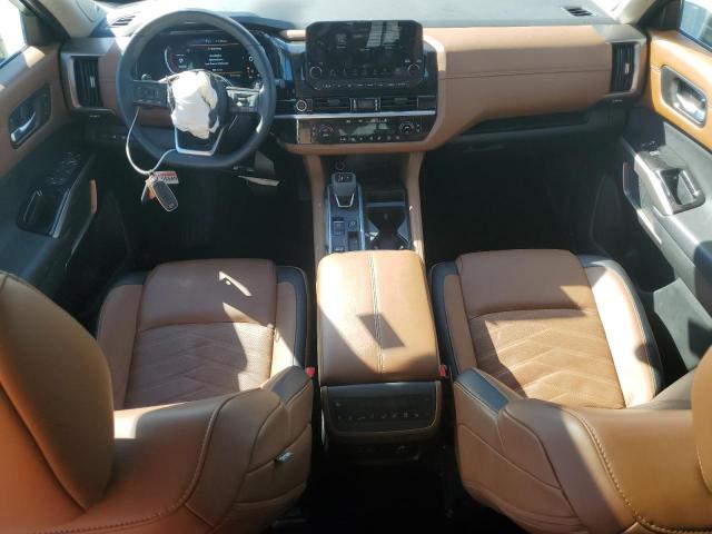 Nissan Pathfinder Platinum Image 10